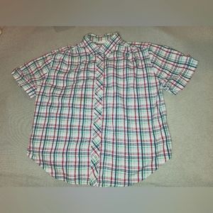 Bon Worth Female short-sleeve button-down dress shirt in small petite.